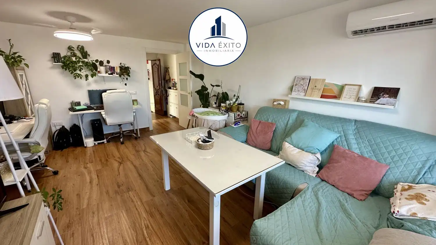 Sala de estar de Piso en venta en Jaén con Aire acondicionado, Calefacción y Balcón