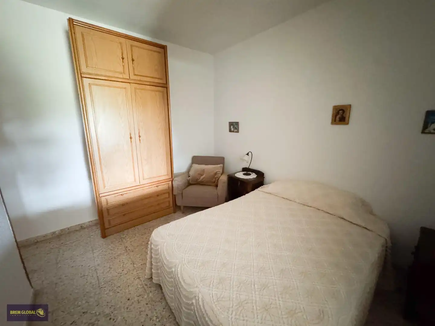Habitación de Casa adosada en venta en El Berrueco con Jardín privado, Trastero y Amueblado