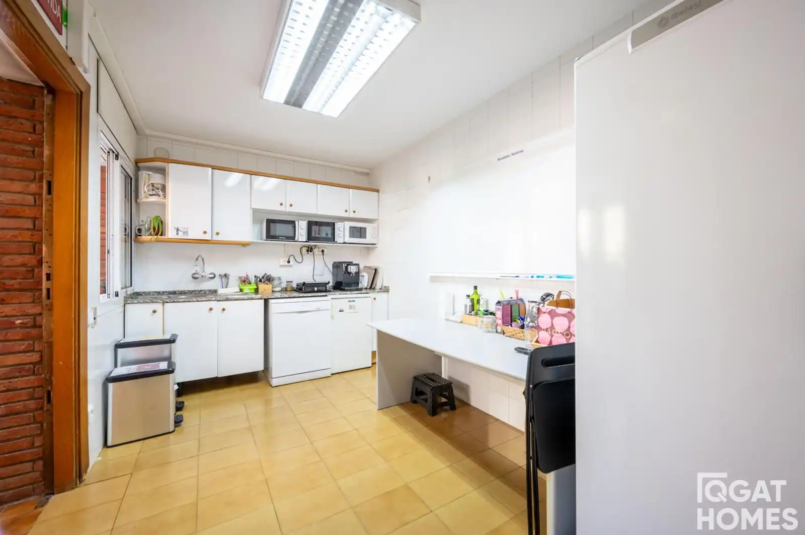 Kitchen of Houses for sale in Sant Cugat del Vallès  with Air Conditioner, Heating and Alarm