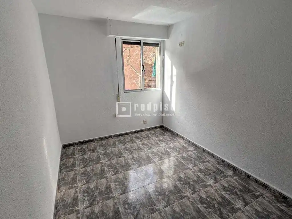 Habitación de Piso en venta en Madrid con Aire acondicionado, Calefacción y Terraza