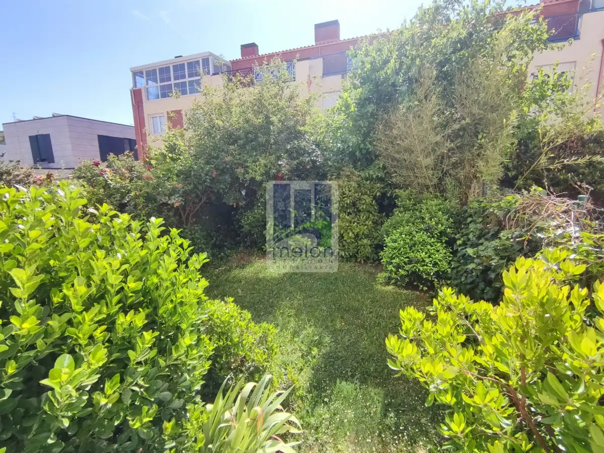 Jardí de Casa o xalet en venda en Burgos