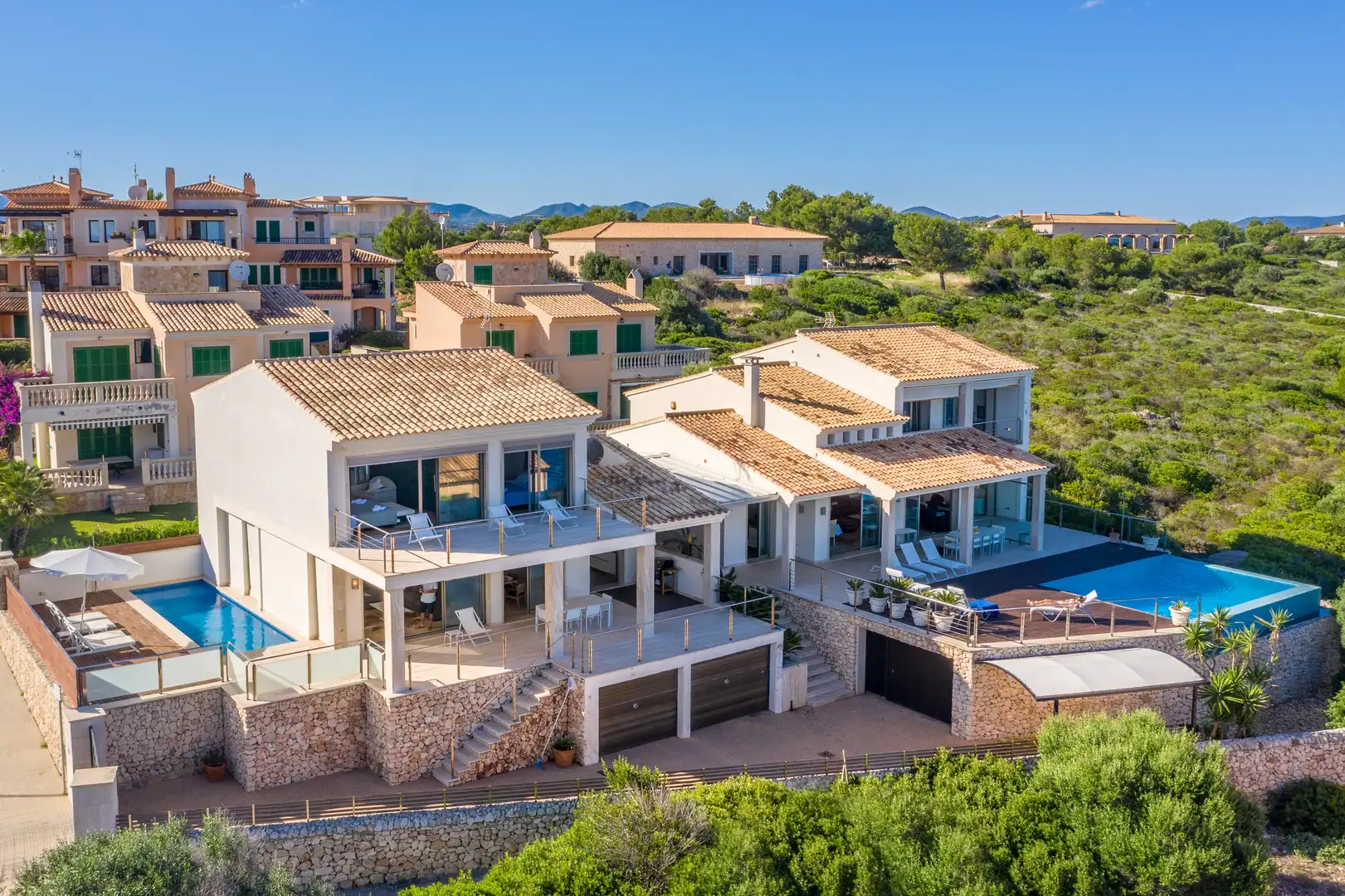 Vista exterior de Finca rústica en venda en Manacor amb Aire condicionat i Piscina