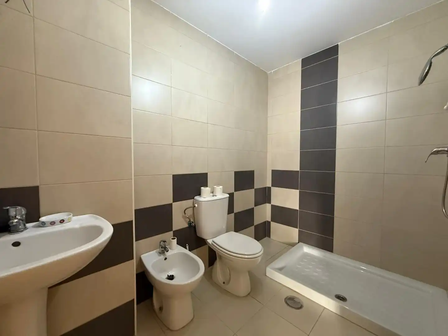 Baño de Piso en venta en Mérida con Aire acondicionado, Calefacción y Trastero