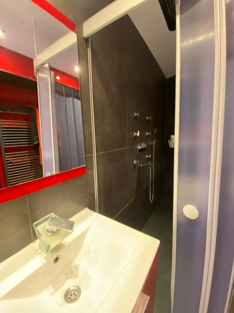 Bathroom of Flat for sale in Barakaldo   with Air Conditioner, Heating and Terrace