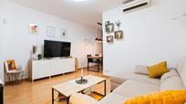 Living room of Flat for sale in  Barcelona Capital  with Air Conditioner and Balcony