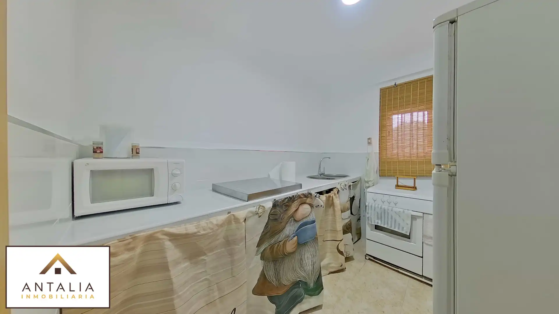 Cuina de Casa o xalet en venda en Cáceres amb Terrassa, Traster i Piscina