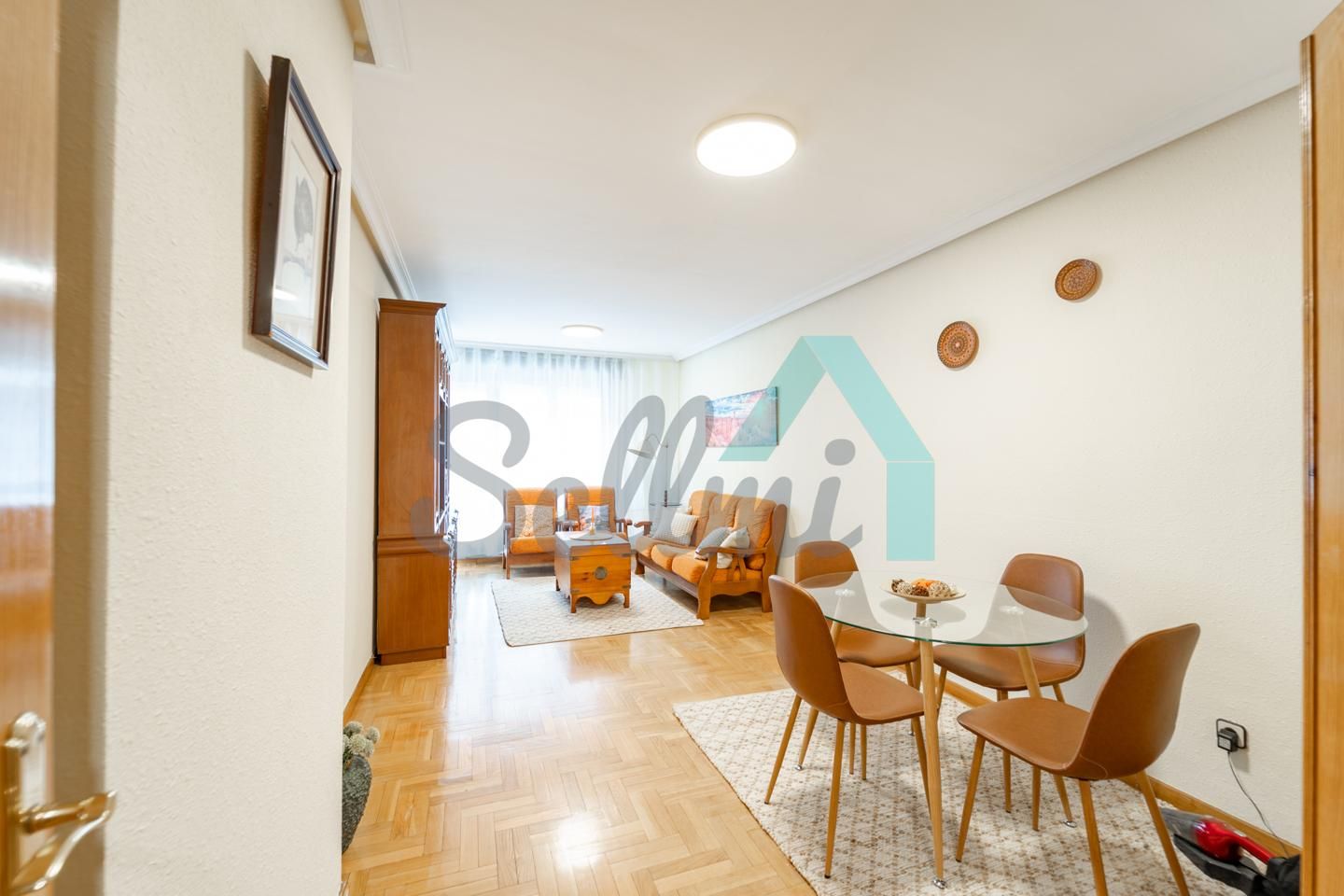 Living room of Flat to rent in Oviedo   with Heating, Parquet flooring and Terrace