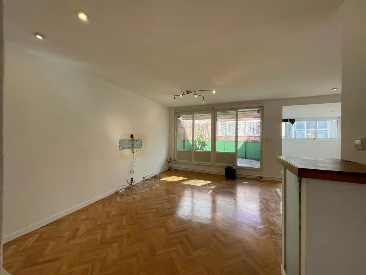 Sala de estar de Apartamento en venta en A Coruña Capital  con Calefacción, Parquet y Terraza