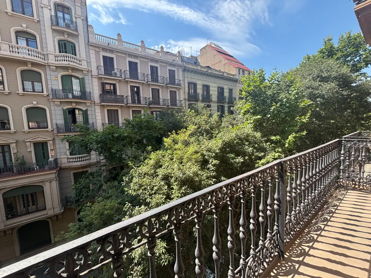 Office space with terrace to rent in Carrer de València 263, imagen 4