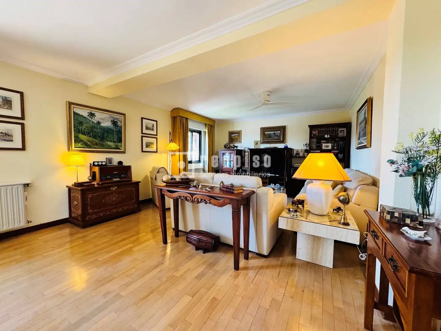 Sala de estar de Dúplex en venta en Fuenlabrada con Calefacción, Jardín privado y Parquet