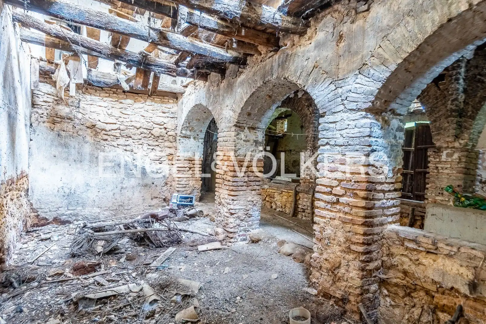Casa rústica amb terrassa en venda a Mairena del Alcor, imagen 68