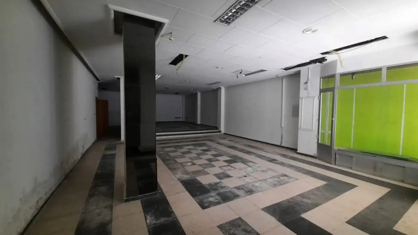 Business premises for sale in Calle VICTOR PEREZ, imagen 7