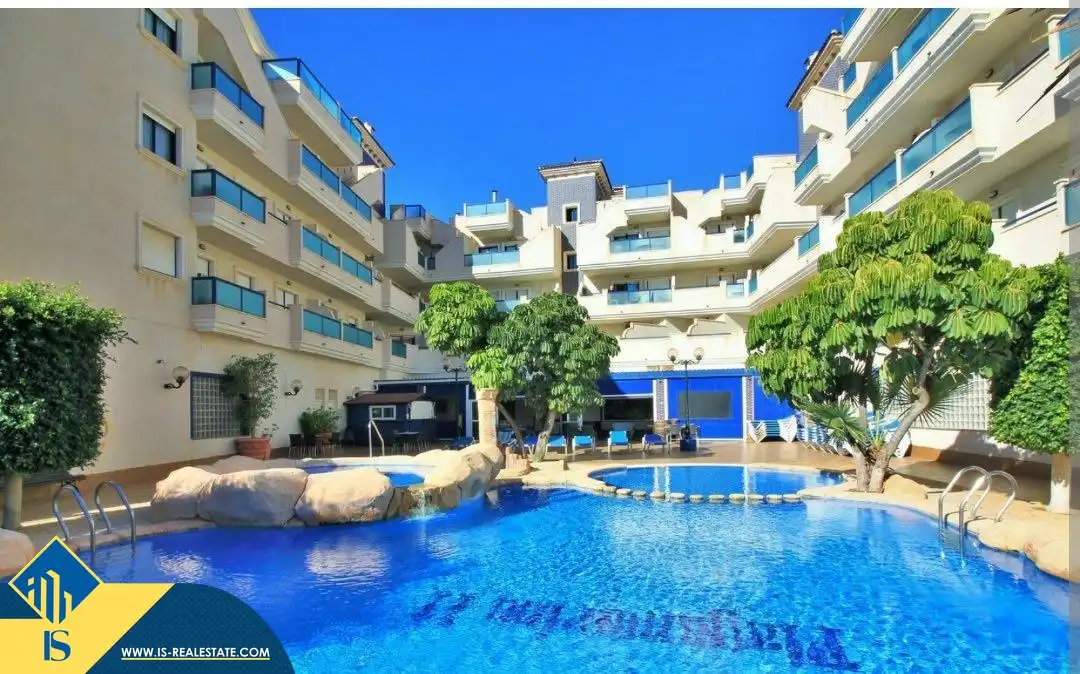 Swimming pool of Flat for sale in Orihuela  with Terrace, Furnished and Community pool