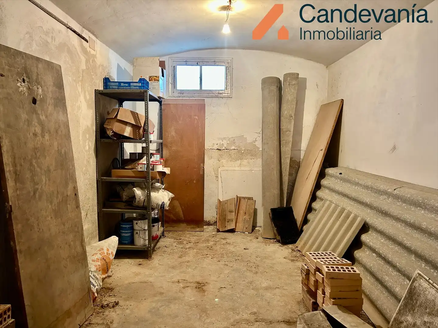 Nave industrial en venta en Zuera