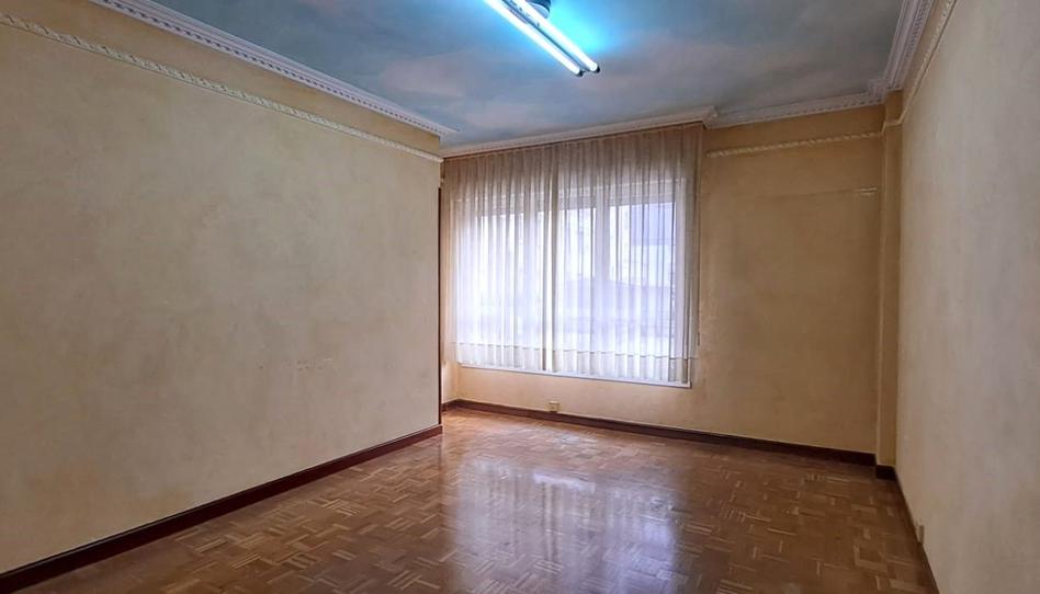 Foto 1 de Oficina de lloguer a Calle Pintor Diaz de Olano Margolaria Kalea, San Martín, Araba - Álava