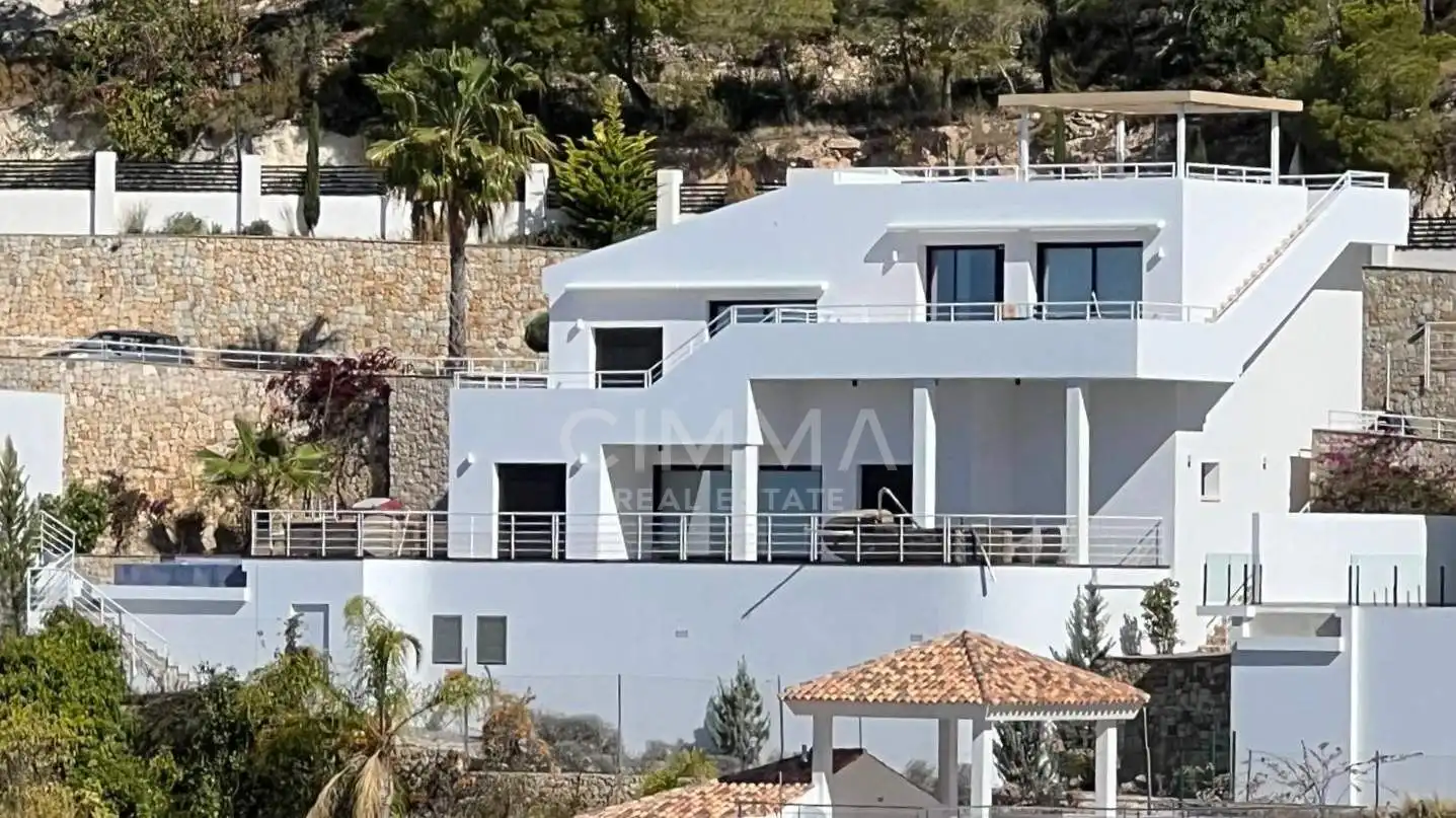 Vista exterior de Casa o chalet en venta en Altea con Calefacción y Piscina