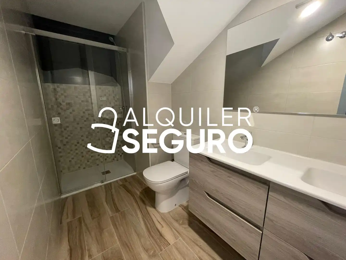 Àtic de lloguer a de la Paz, Centro