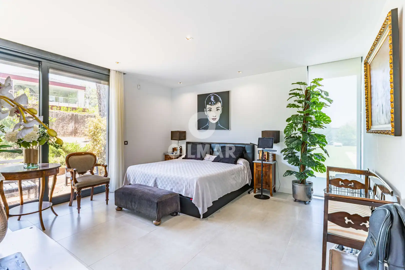 Dormitori de Casa o xalet en venda en Madrid amb Calefacció, Jardí privat i Piscina