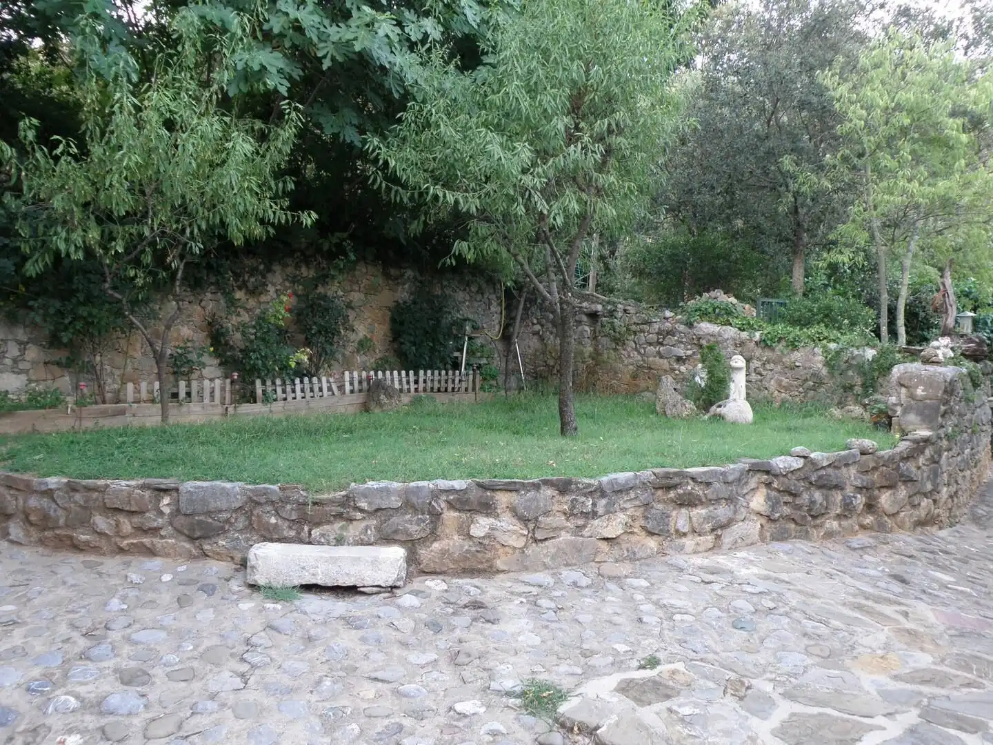 Jardín de Casa o chalet en venta en Sales de Llierca con Calefacción, Jardín privado y Terraza