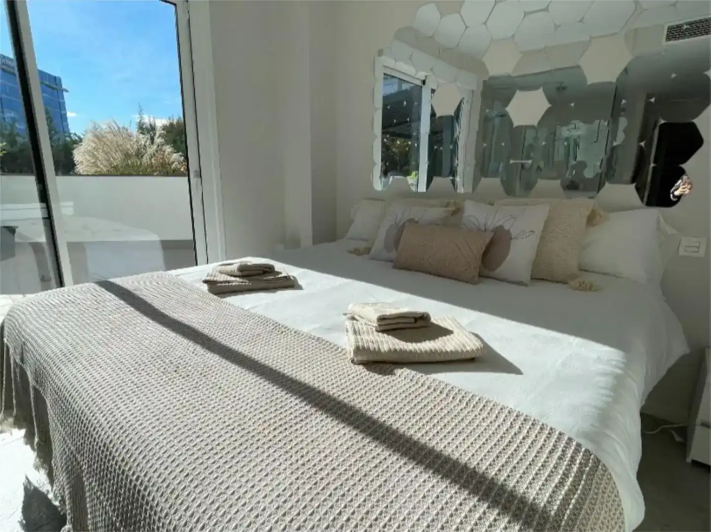 Habitación de Piso en venta en Marbella con Aire acondicionado, Jardín privado y Trastero