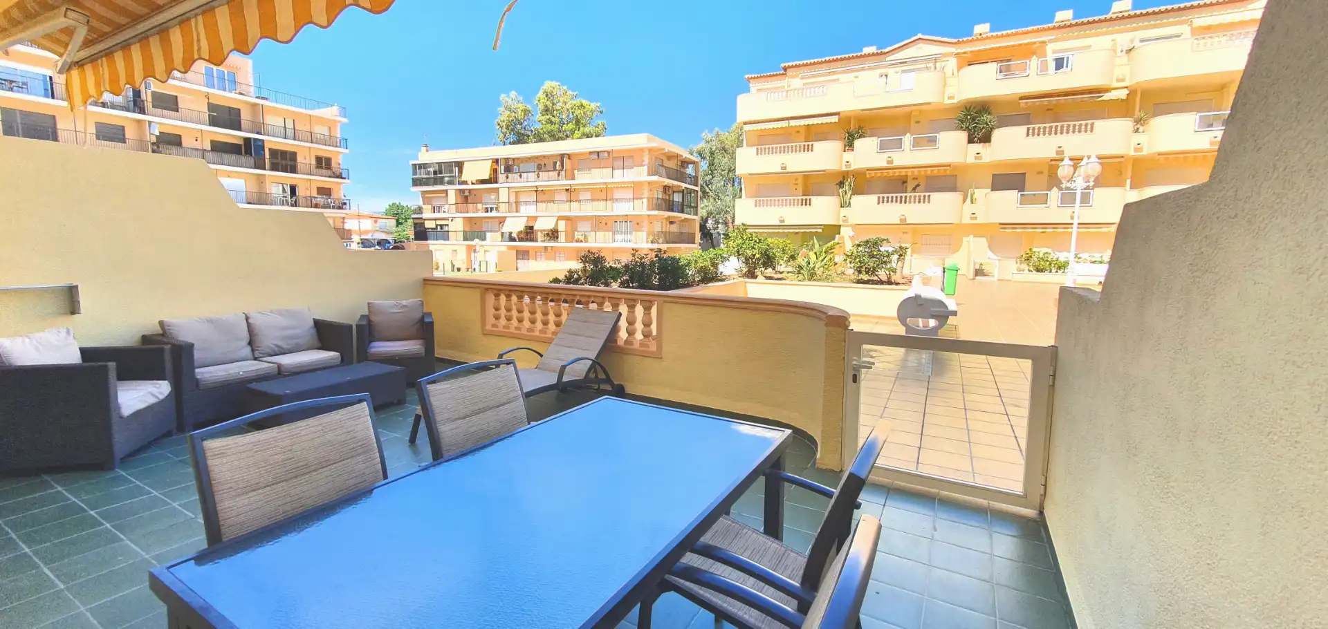 Terraza de Apartamento de alquiler en Dénia con Aire acondicionado, Calefacción y Terraza