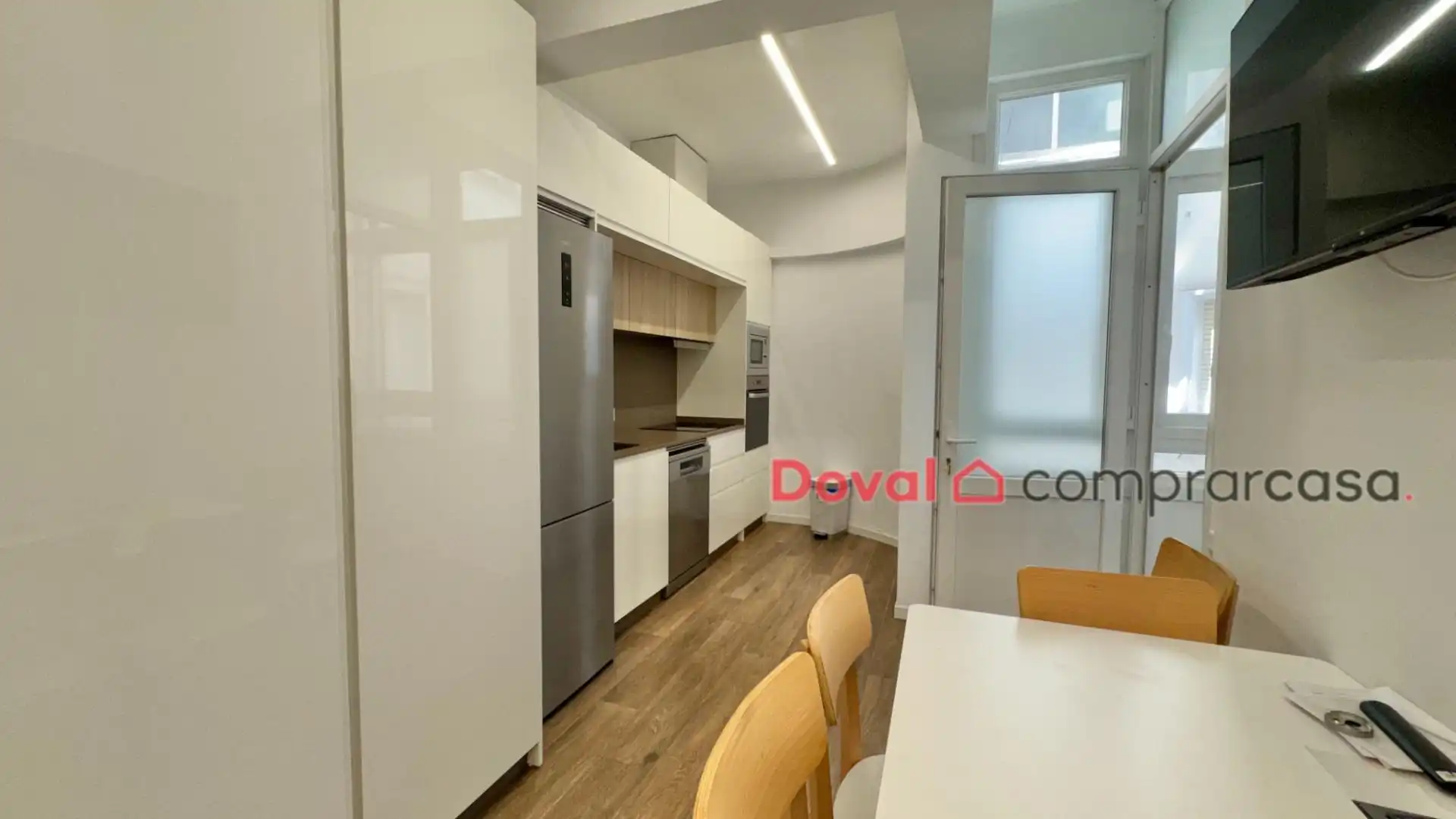 Cocina de Piso de alquiler en Vigo  con Calefacción y Amueblado