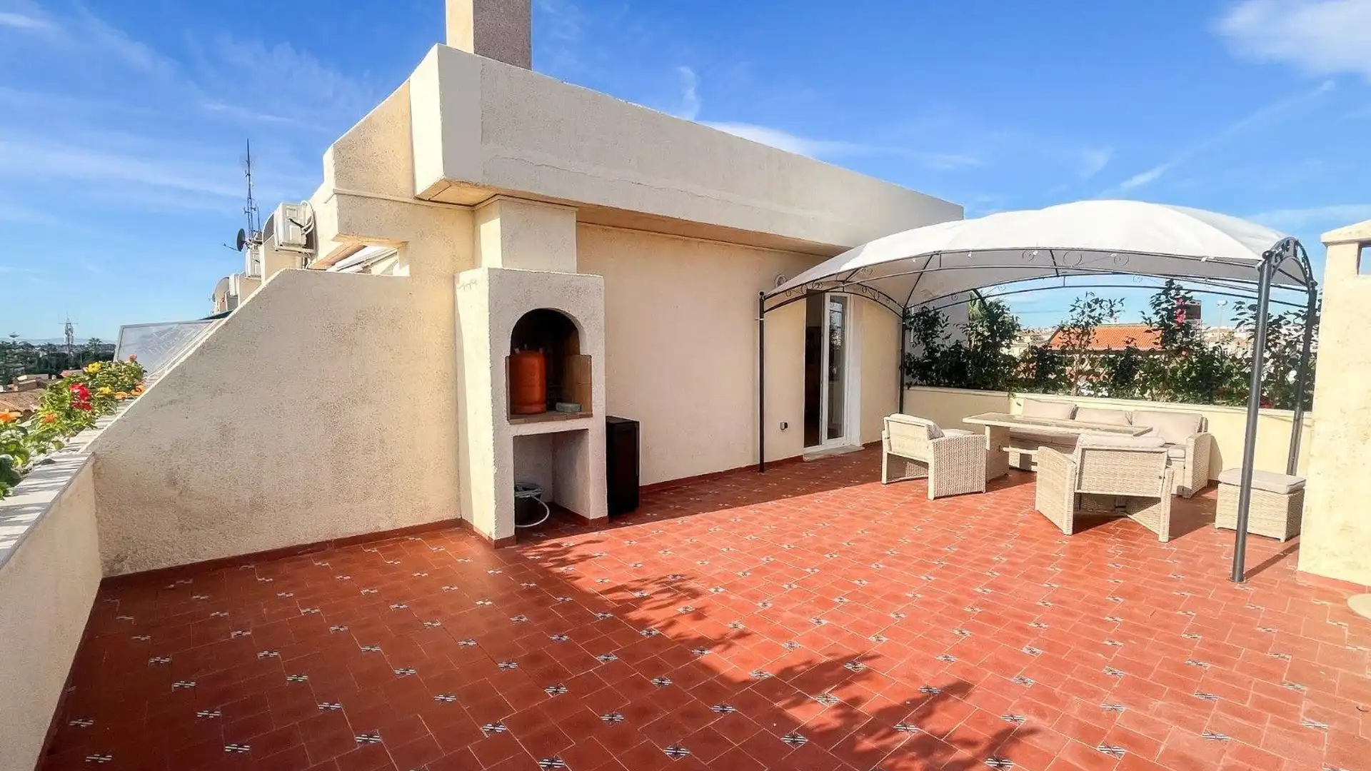 Terrassa de Àtic en venda en Torrevieja amb Aire condicionat, Terrassa i Moblat