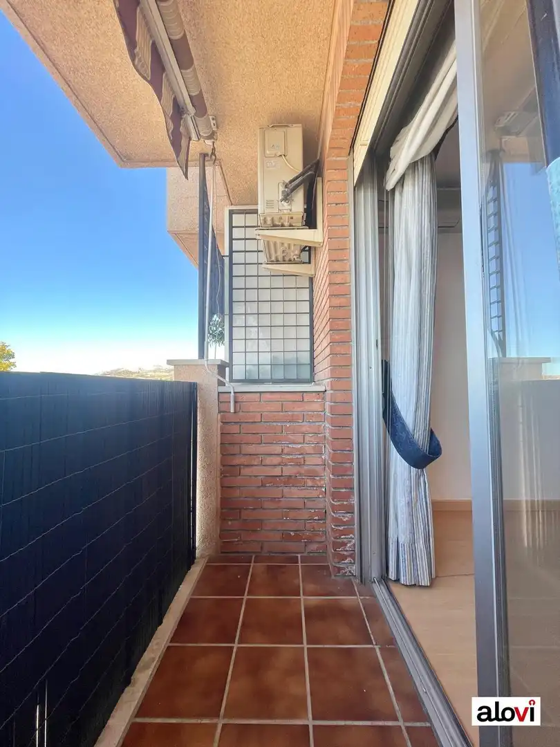 Flat for rent in Avenida Avenida de Maracena, 133, Cerrillo de Maracena - Periodistas