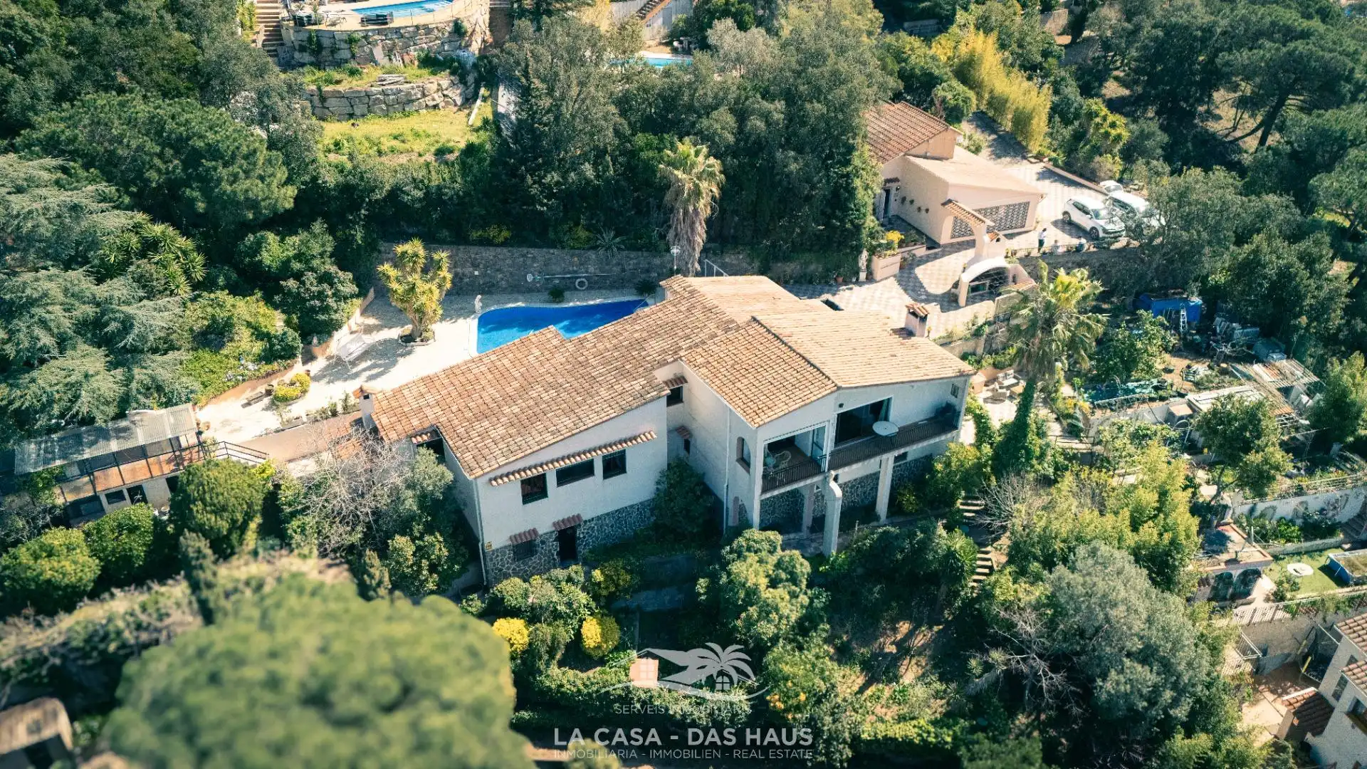 Vista exterior de Casa o xalet en venda en Lloret de Mar amb Jardí privat, Terrassa i Balcó