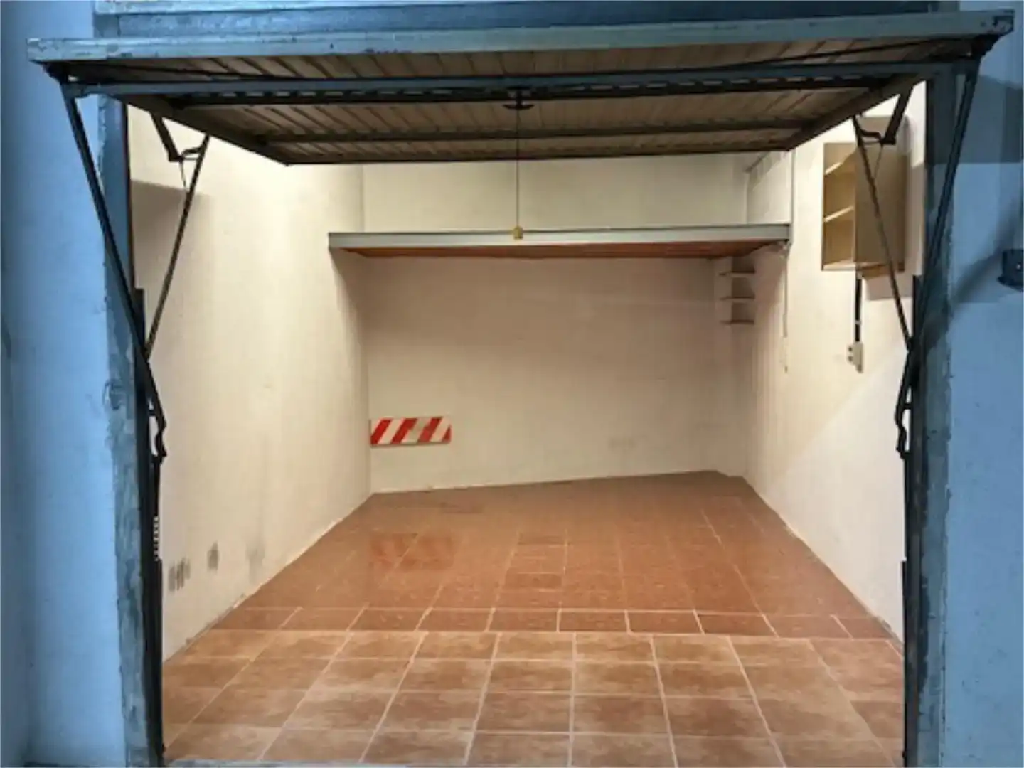Garage for sale in Girona