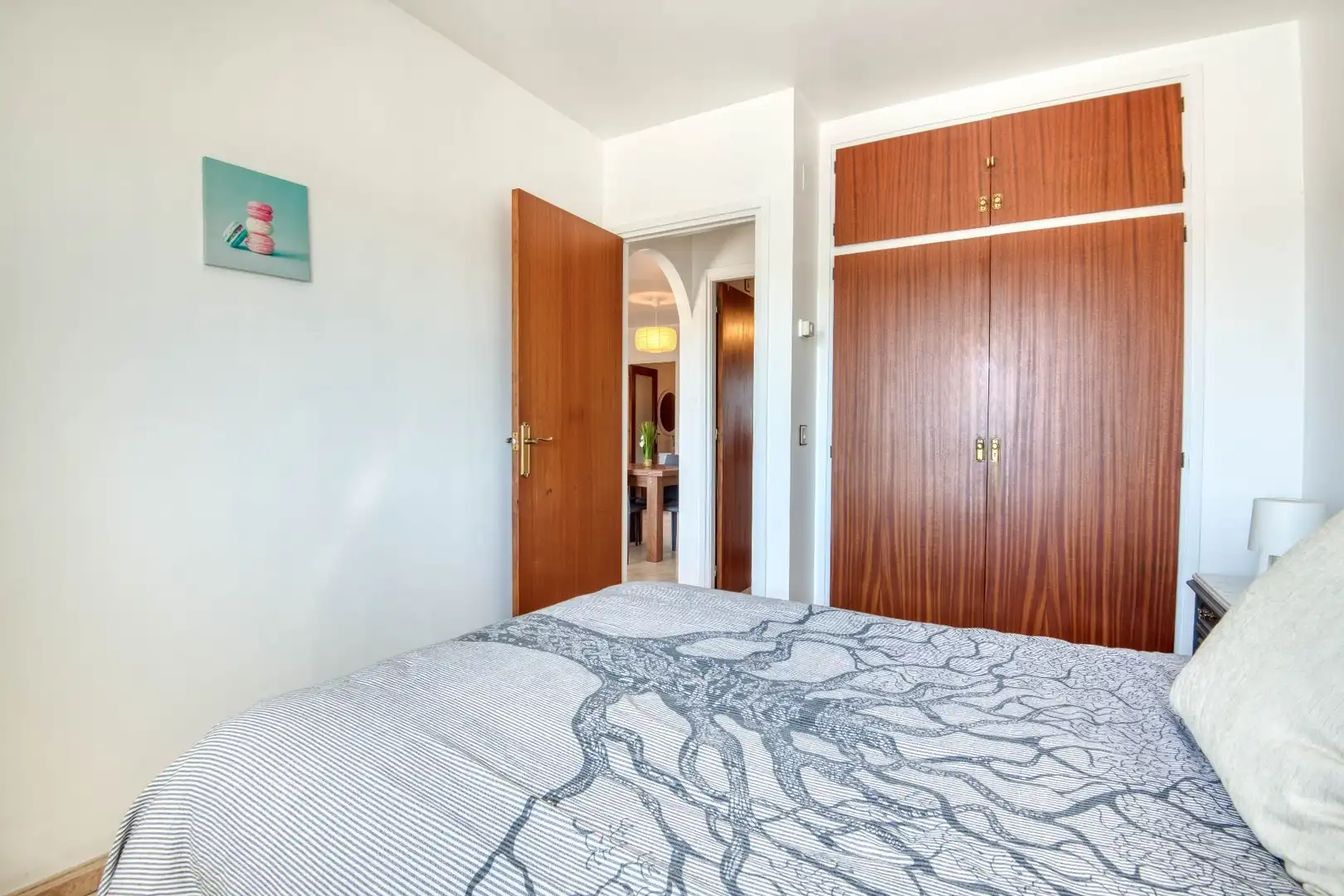 Habitación de Apartamento en venta en L'Escala con Calefacción, Terraza y Amueblado