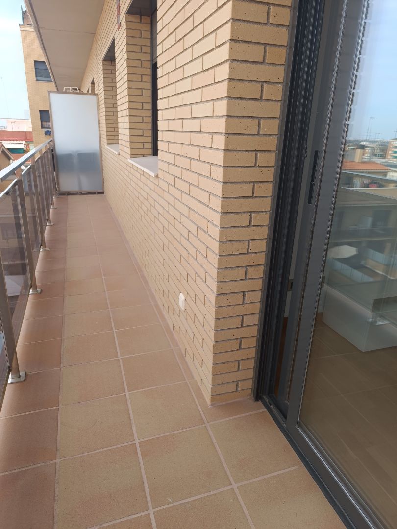 Terraza de Piso de alquiler en Viladecans con Calefacción, Parquet y Amueblado