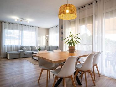Casa con balcone in vendita a calle Tunísia
