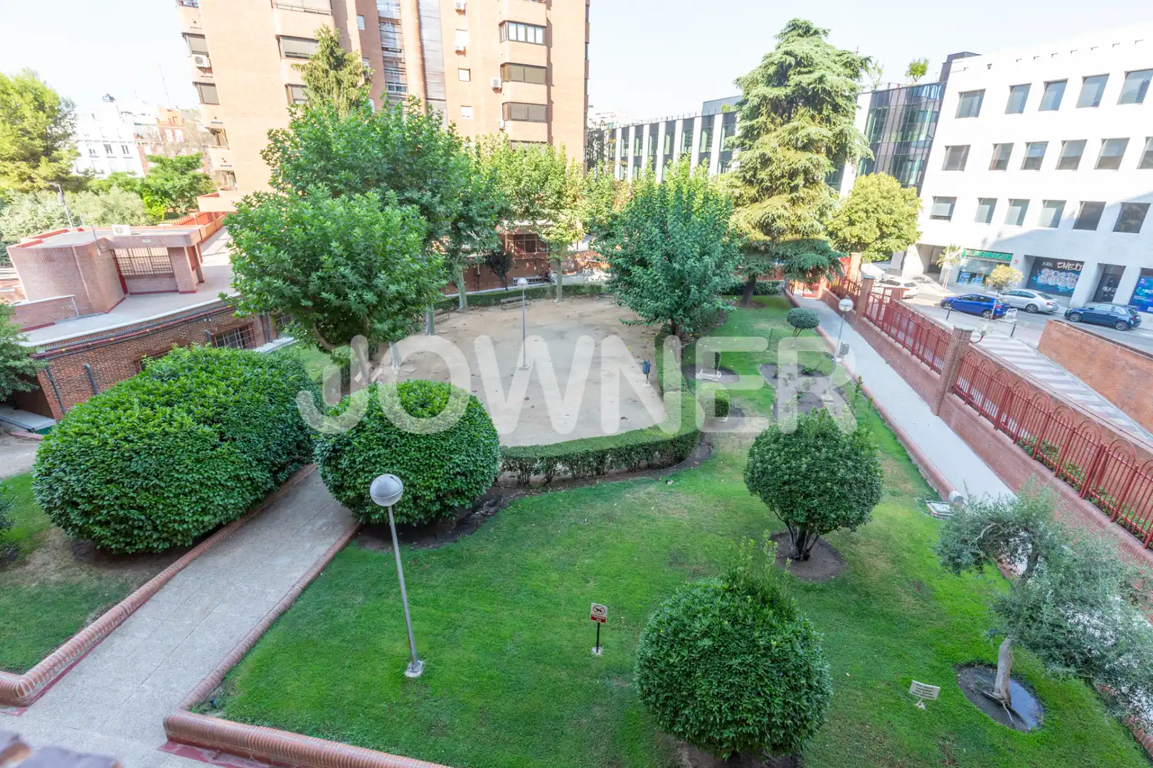 Terrassa de Pis de lloguer en Madrid amb Aire condicionat, Calefacció i Jardí privat