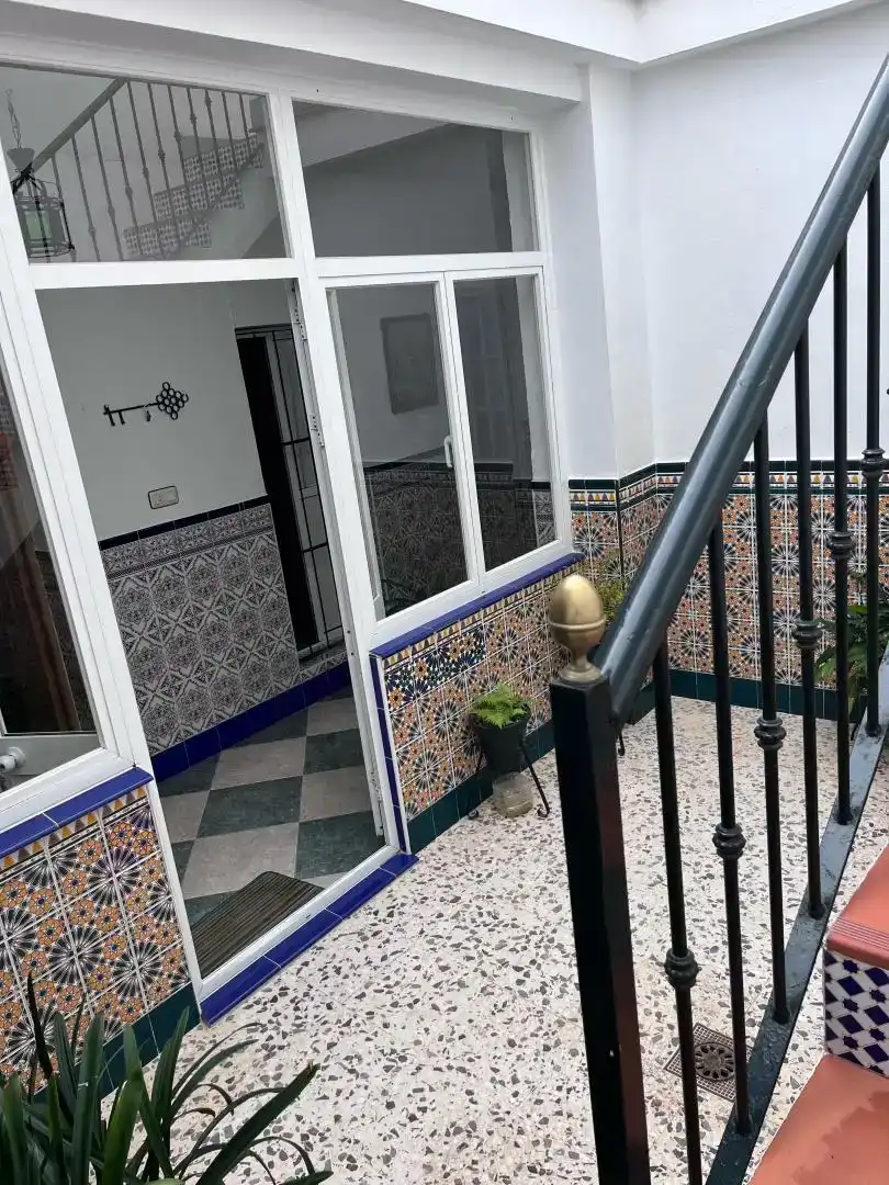 Casa adosada en venda en Bornos amb Aire condicionat i Balcó