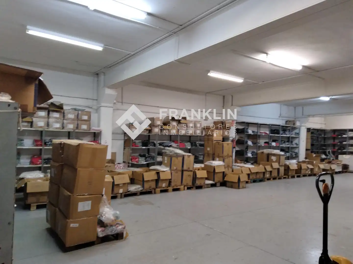 Nau industrial en venda en Pineda de Mar amb Alarma