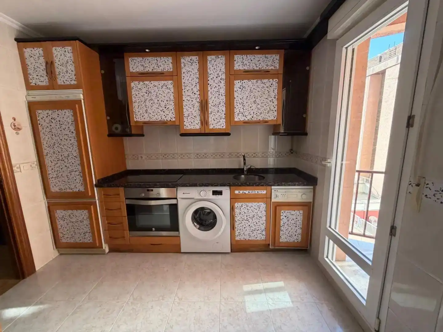 Kitchen of Flat for rent in Miranda de Ebro  with Heating, Terrace and Furnished