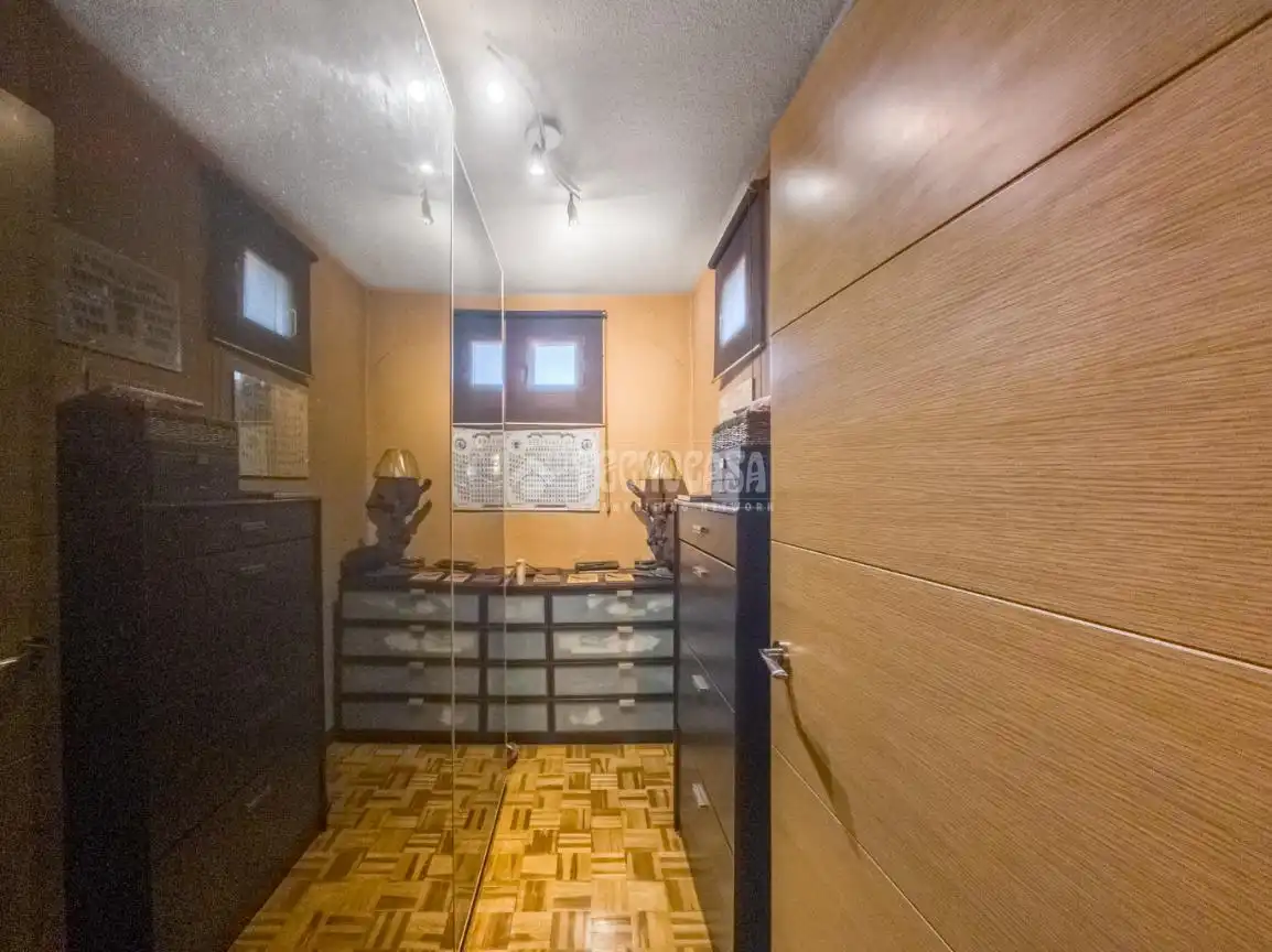 Piso en venta en Madrid con Aire acondicionado, Calefacción y Balcón