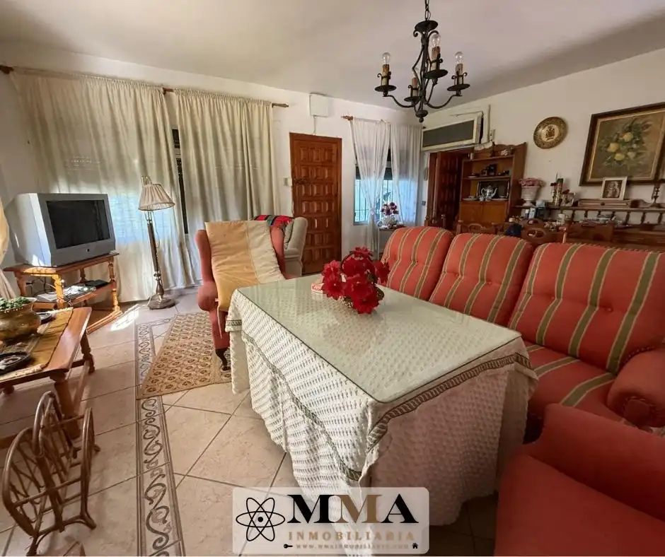 Sala d'estar de Finca rústica en venda en El Rompido amb Aire condicionat, Calefacció i Jardí privat