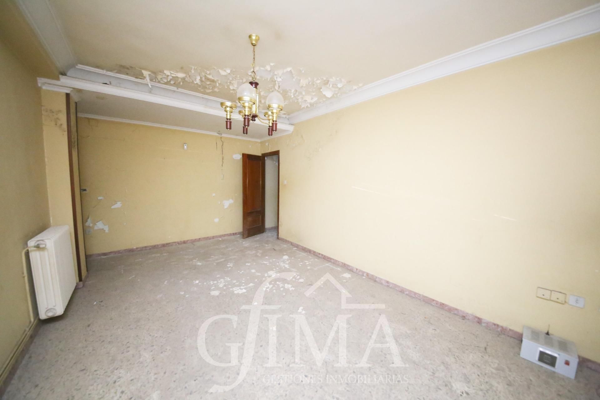 Flat for sale in Tomelloso  with Heating