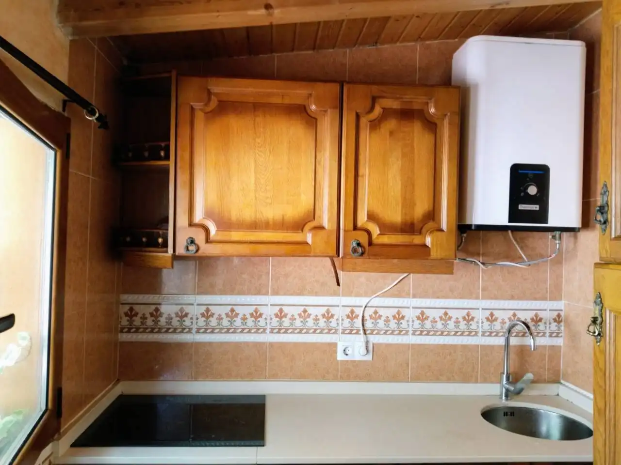 Cocina de Apartamento de alquiler en Burgos con Calefacción y Amueblado