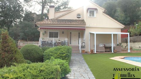 Foto 2 von Haus oder Chalet zum Verkauf in Torrelles de Llobregat, Barcelona