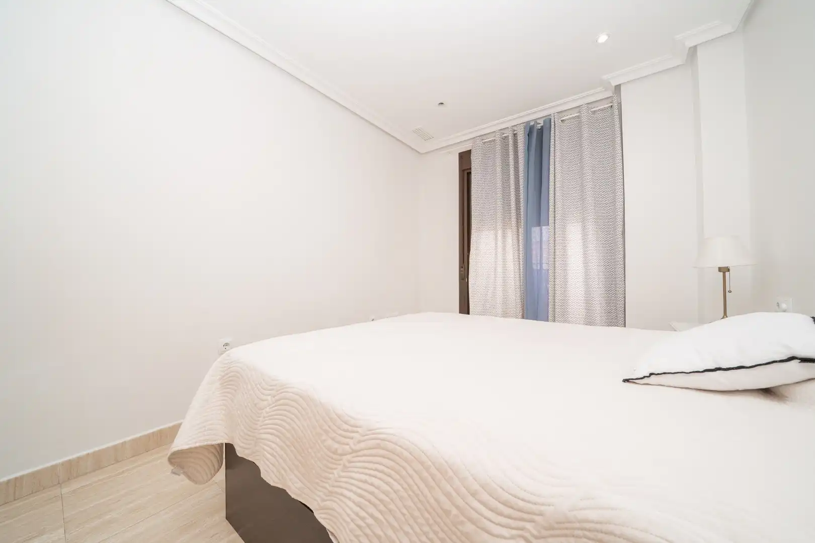 Dormitori de Apartament en venda en Pilar de la Horadada amb Aire condicionat