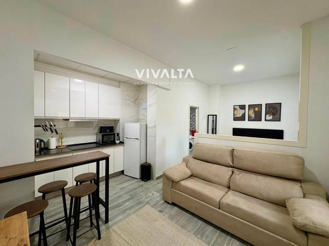 Estudio en Alquiler en CALLE ZUJAR en Comillas