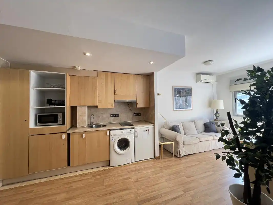 Küche von Wohnung zur Miete in Madrid mit Klimaanlage, Heizung und Schwimmbad