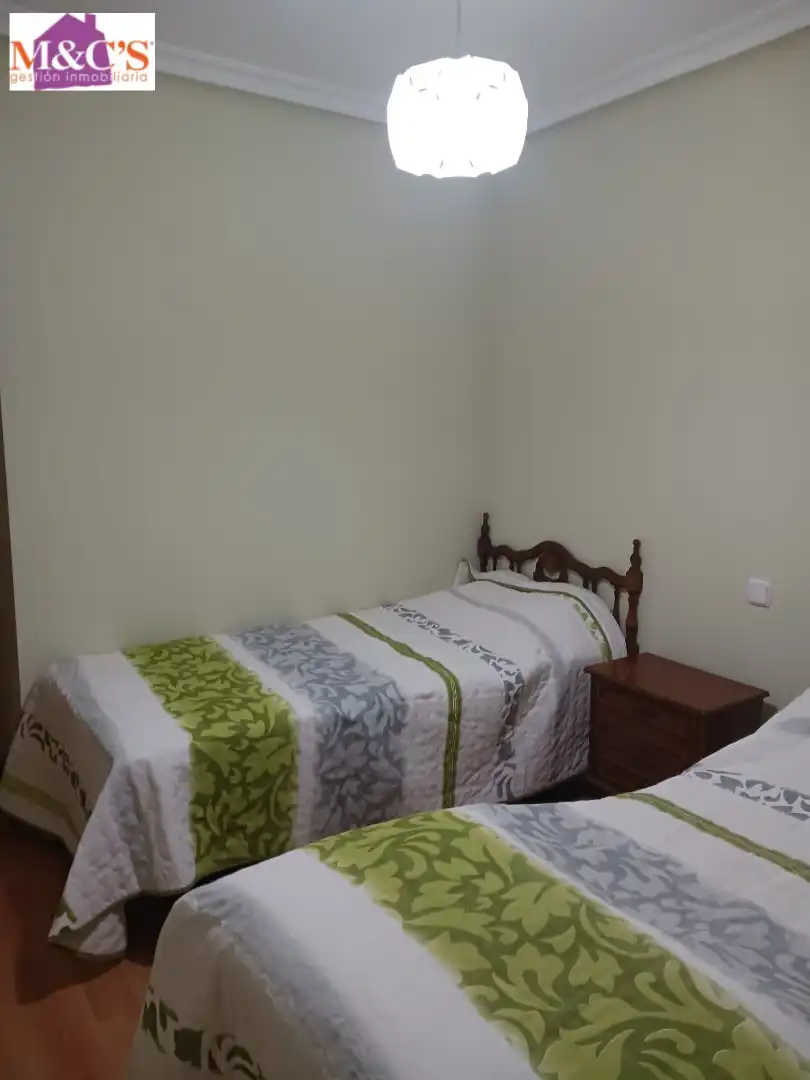 Dormitori de Casa o xalet en venda en Puertollano amb Aire condicionat, Calefacció i Traster