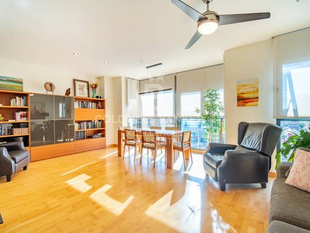 Piso en Venta en Avenida Puerto Del en Albors