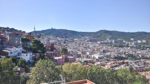 Foto 2 de Casa adosada en venta en Calle Penyal, La Font d'en Fargues,  Barcelona Capital