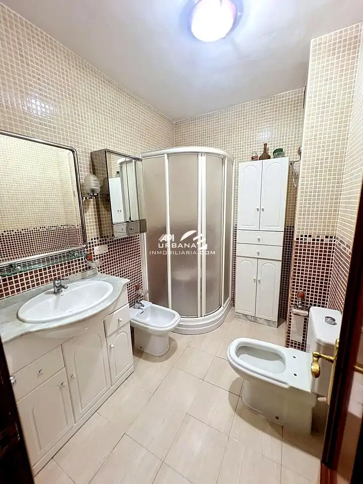 Bathroom of Flat for sale in Lucena