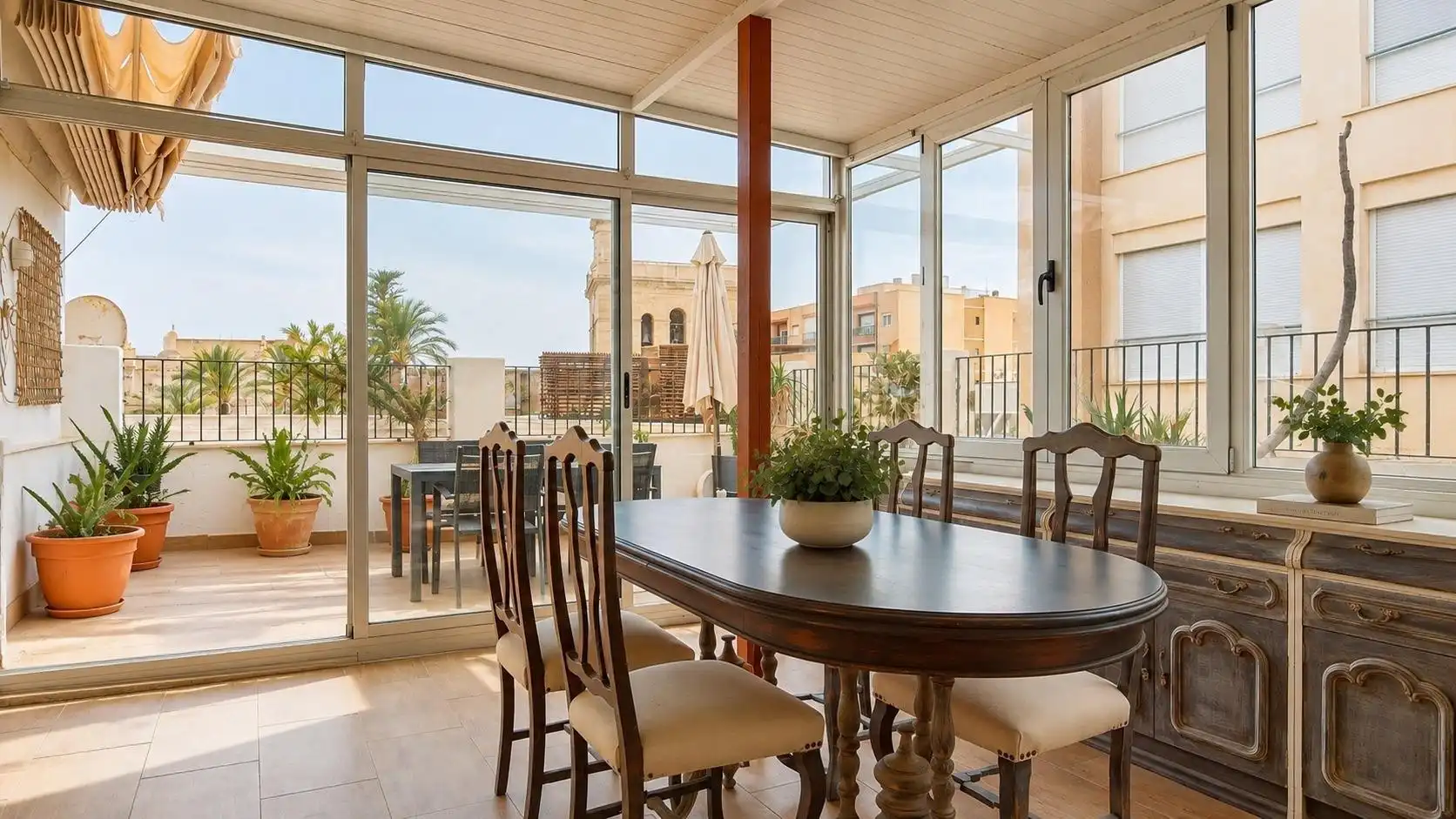 Comedor de Piso en venta en Almería con Aire acondicionado, Calefacción y Balcón